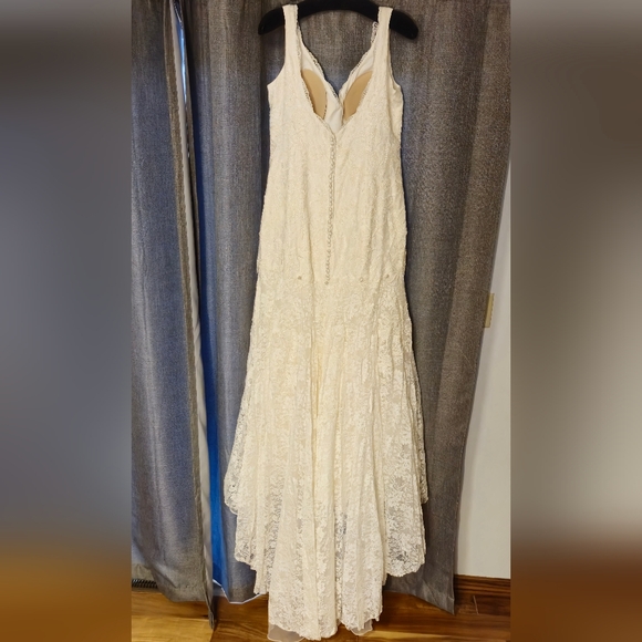 David's Bridal Jewel: Ivory Lace Trumpet Mermaid Sparkle Dress Size 14 - Picture 4 of 9